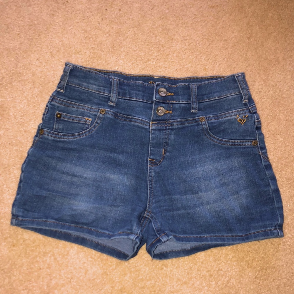Stretch Jean shorts!
